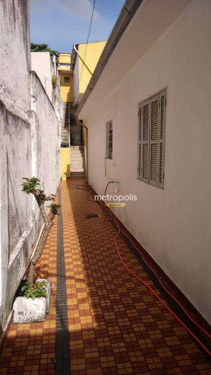Casa com 2 dormitórios à venda, 238 m² por R$ 640.000,00 - Olímpico - São Caetano do Sul/SP
