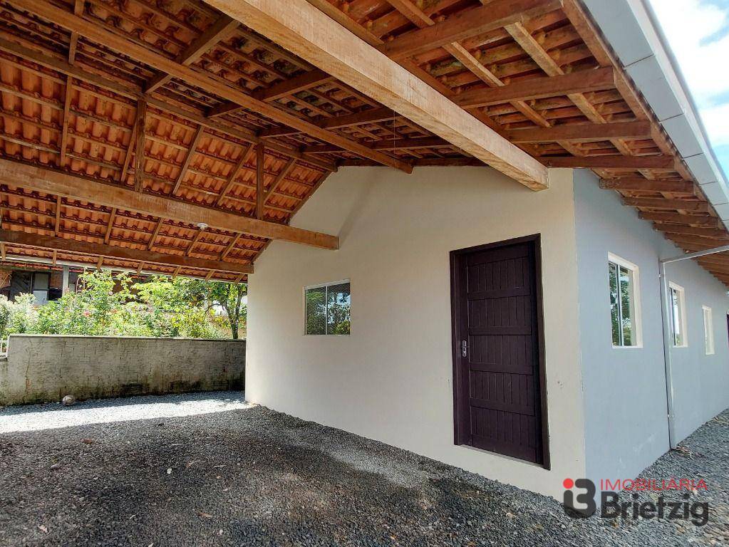 Casa em condomnio para alugar  no Jardim Paraso - Joinville, SC. Imveis