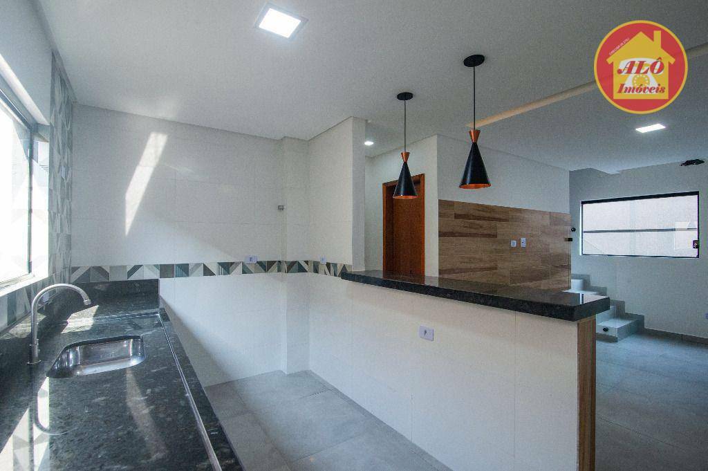Sobrado alto padrão com 2 quartos à venda, 59 m² por R$ 315.000 - Maracanã - Praia Grande/SP
