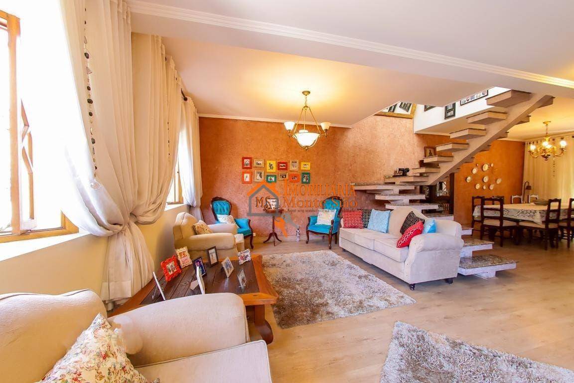 Sobrado com 4 dormitórios à venda, 267 m² por R$ 949.000,00 - Vila Barros - Guarulhos/SP