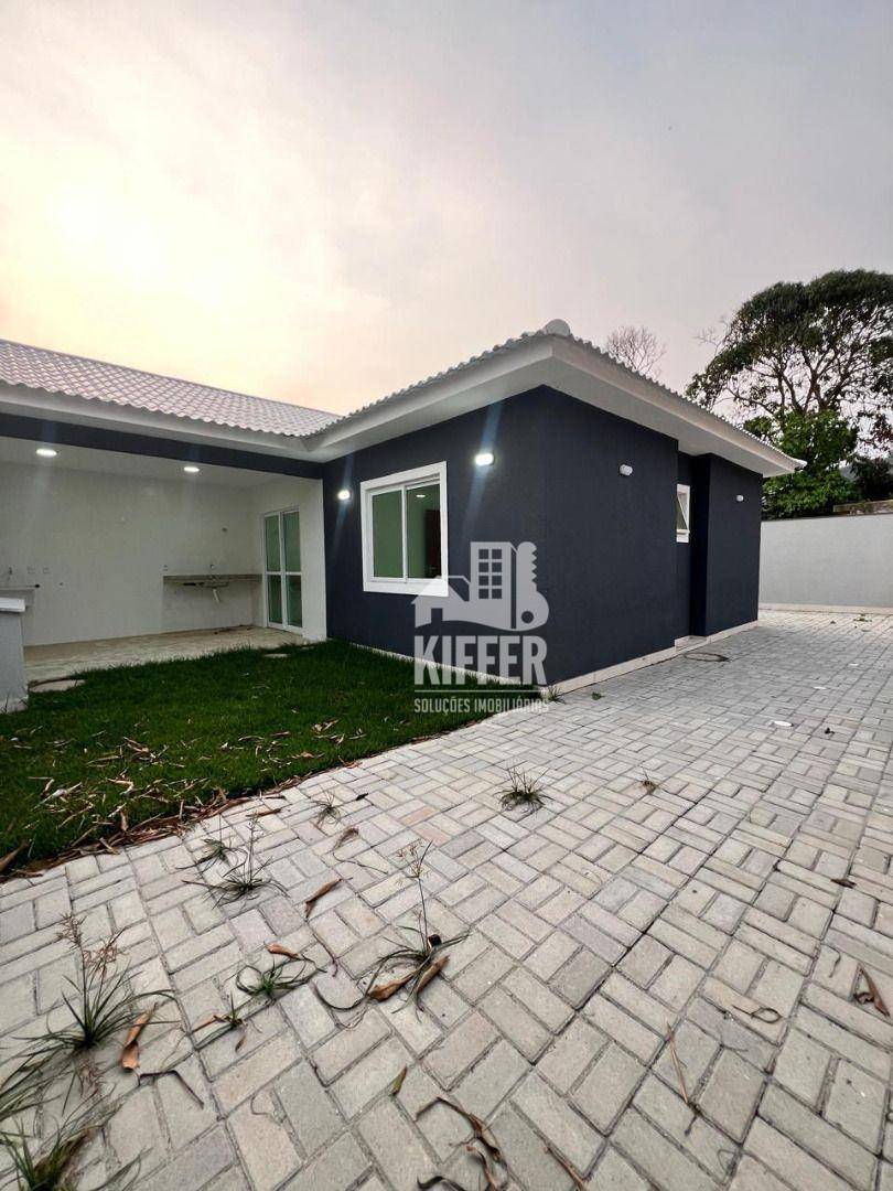 Casa com 2 dormitórios à venda, 63 m² por R$ 350.000,00 - Jardim Atlântico Oeste (Itaipuaçu) - Maricá/RJ