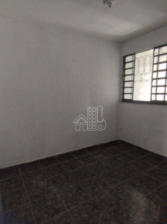 Casa com 2 dormitórios à venda, 140 m² por R$ 200.000,00 - Zé Garoto - São Gonçalo/RJ