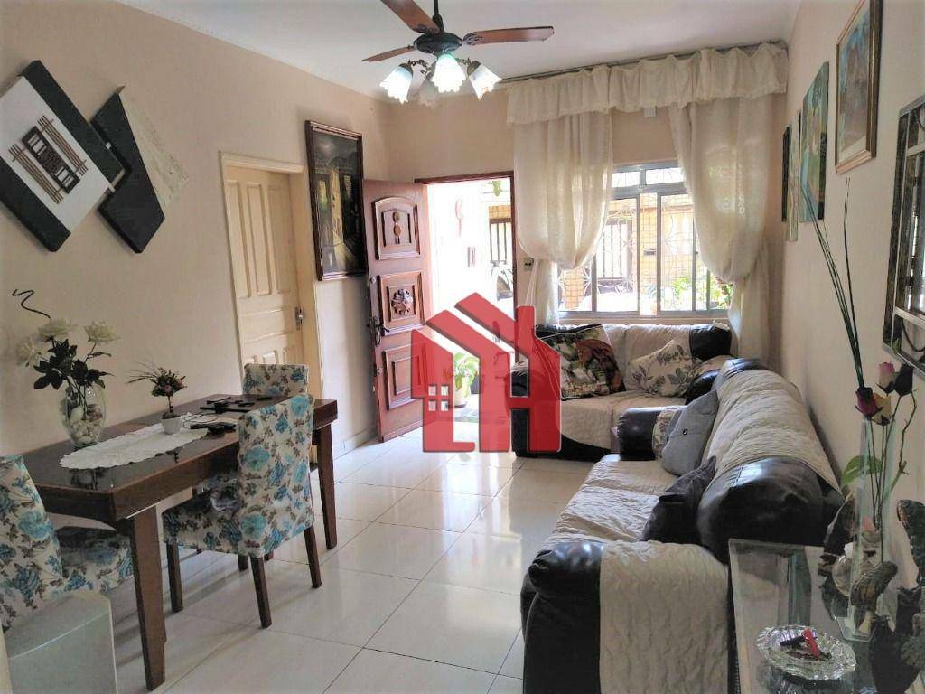 Sobrado com 3 dormitórios à venda, 101 m² por R$ 690.000,00 - Marapé - Santos/SP