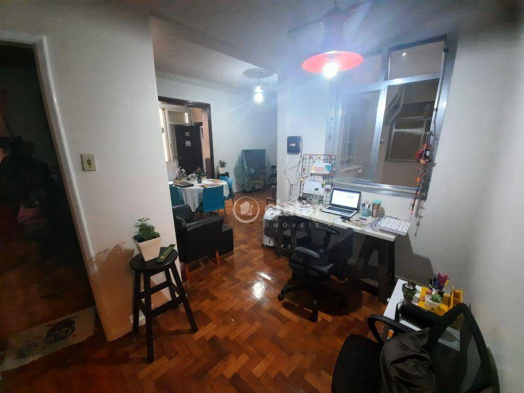 Apartamento com 2 dormitórios à venda, 120 m² por R$ 910.000,00 - Copacabana - Rio de Janeiro/RJ