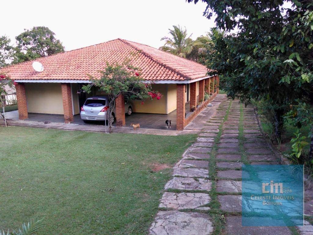 Chácara com 3 dormitórios à venda, 4200 m² por R$ 750.000,00 - Chácara dos Pinhais - Boituva/SP