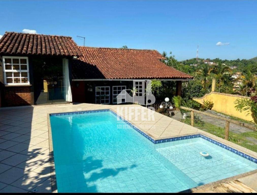 Casa com 3 quartos à venda, 350 m² por R$ 880.000 - Mata Paca - Niterói/RJ