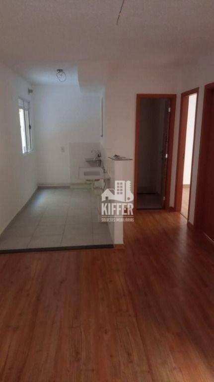 Apartamento em Maria Paula