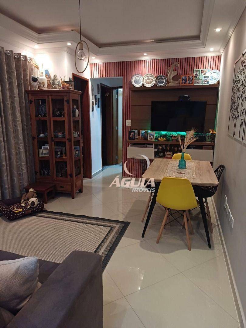 Apartamento com 2 dormitórios à venda, 55 m² por R$ 330.000,00 - Vila Camilópolis - Santo André/SP