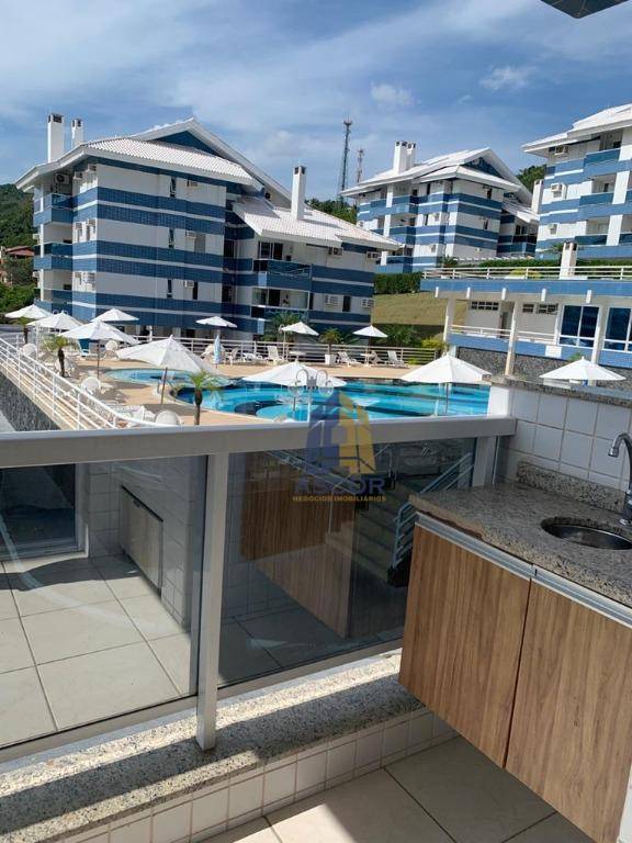 Apartamento com 3 dormitórios à venda, 74 m² por R$ 749.999,00 - Praia Brava - Florianópolis/SC