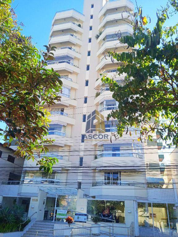 Apartamento com 3 dormitórios à venda, 122 m² por R$ 900.000,00 - Centro - Florianópolis/SC
