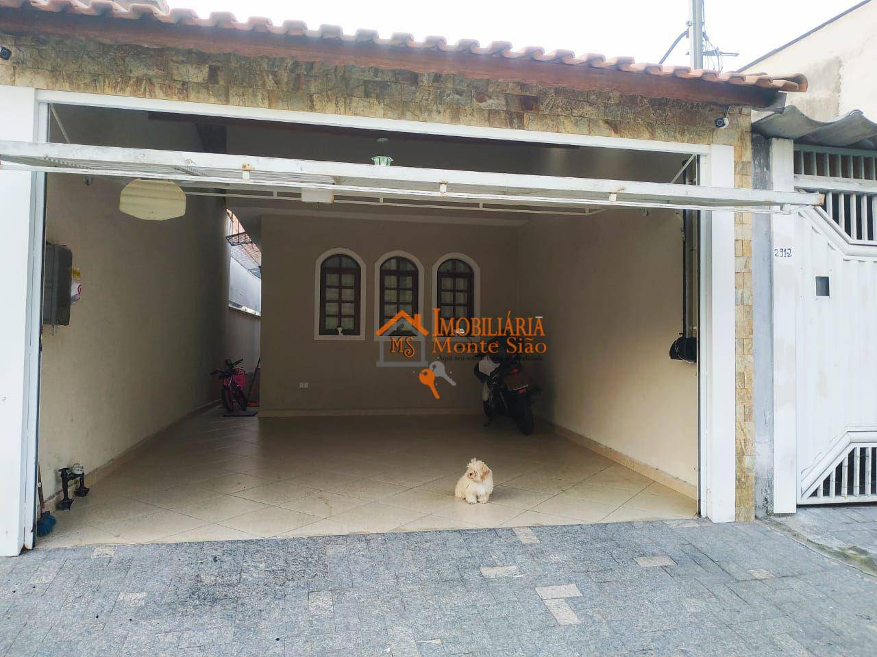 Casa com 2 dormitórios à venda, 133 m² por R$ 420.000,00 - Jardim São João - Guarulhos/SP