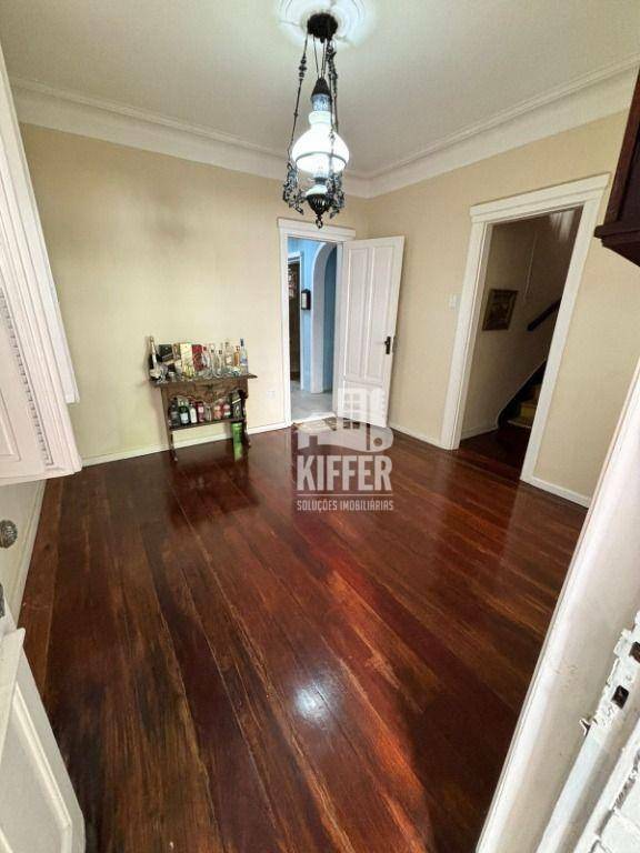 Casa com 6 quartos à venda, 200 m² por R$ 2.200.000 - Icaraí - Niterói/RJ