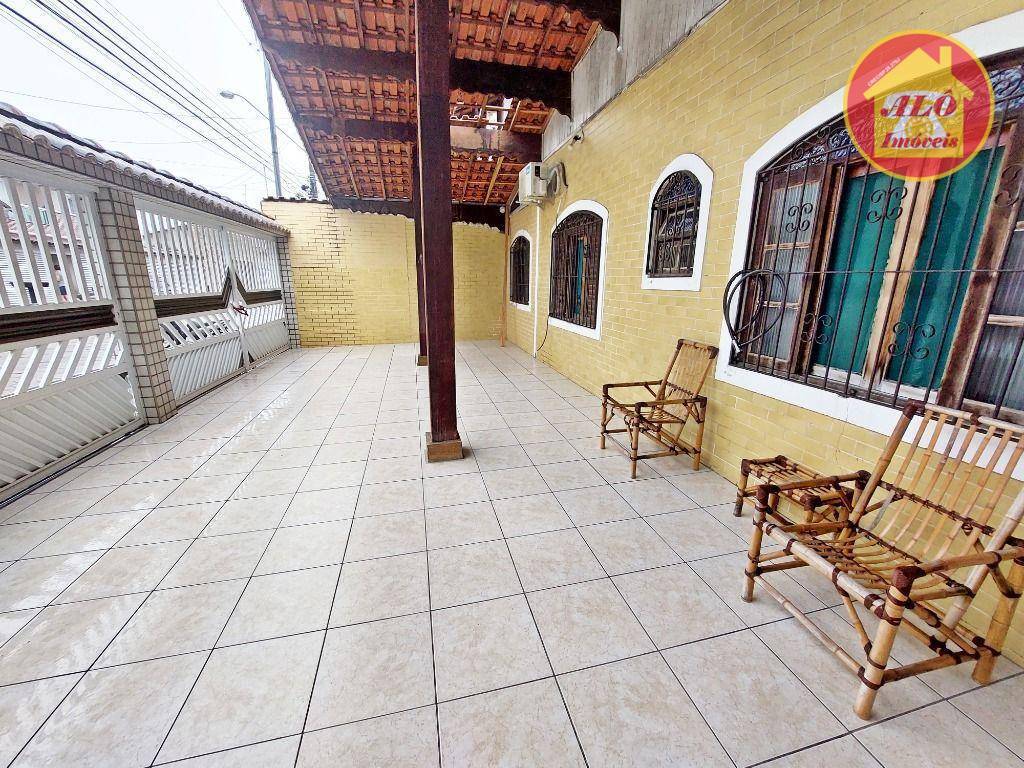 Casa com 3 quartos à venda, 71 m² por R$ 520.000 - Vila Guilhermina - Praia Grande/SP