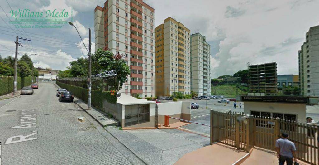 Apartamento com 3 dormitórios à venda em Guarulhos.
