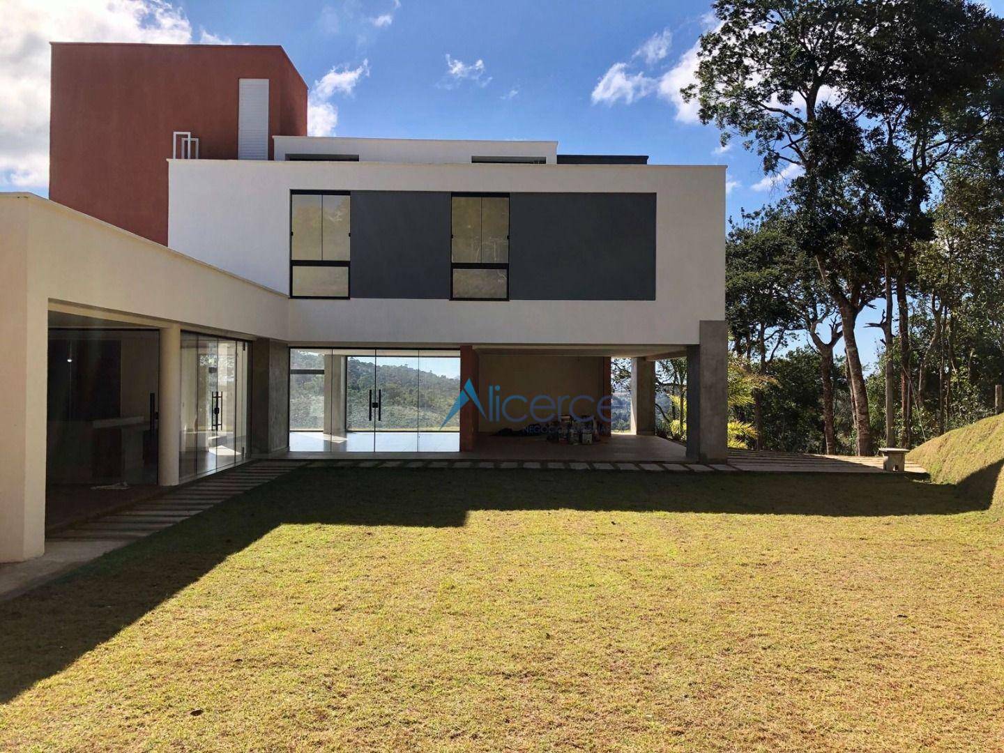 Casa com 3 dormitórios à venda, 350 m² por R$ 1.395.000,00 - Estrada Real - Juiz de Fora/MG