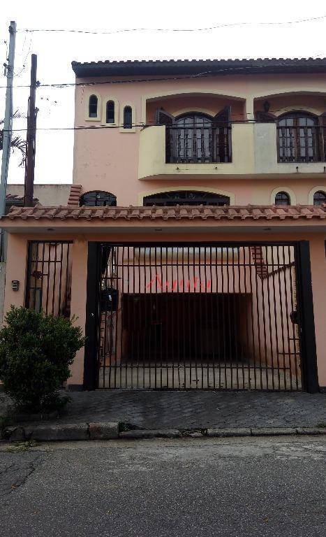 Sobrado com 3 dormitórios à venda, 220 m² por R$ 610.000,00 - Jardim Sônia Maria - Mauá/SP