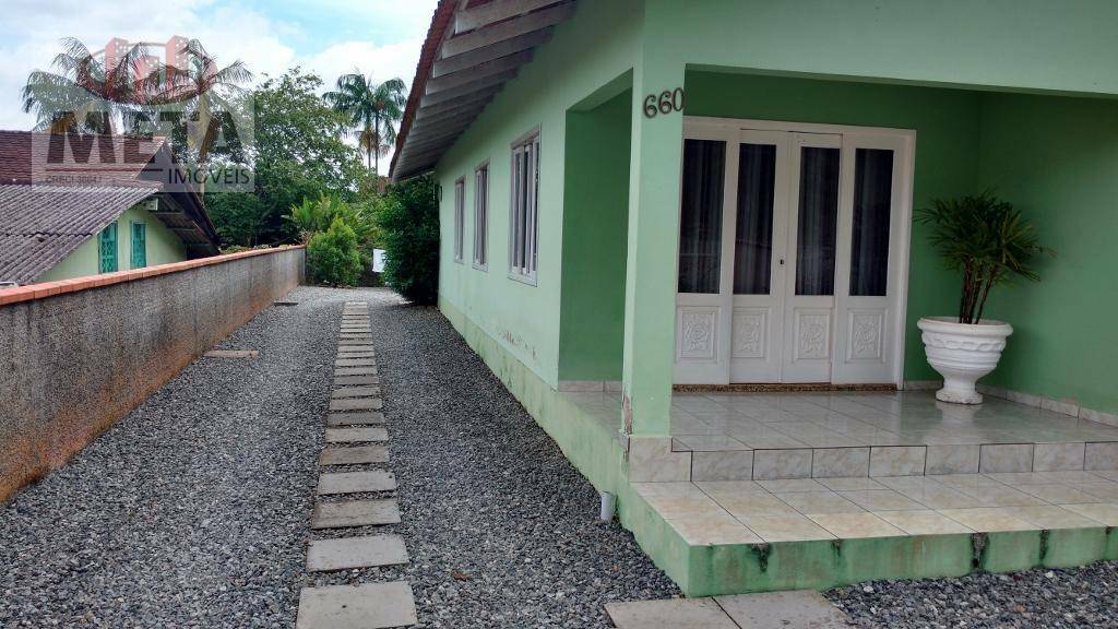 Casa com 3 Dormitórios à venda, 150 m² por R$ 490.000,00