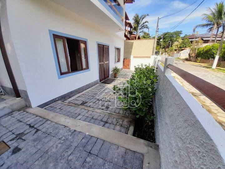 Casa com 4 quartos à venda, 215 m² por R$ 300.000 - Sape - Niterói/RJ