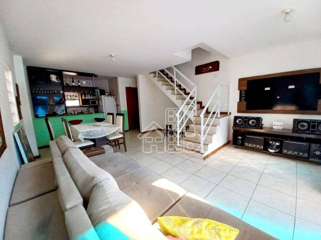 Casa com 3 dormitórios à venda, 180 m² por R$ 700.000,00 - Piratininga - Niterói/RJ