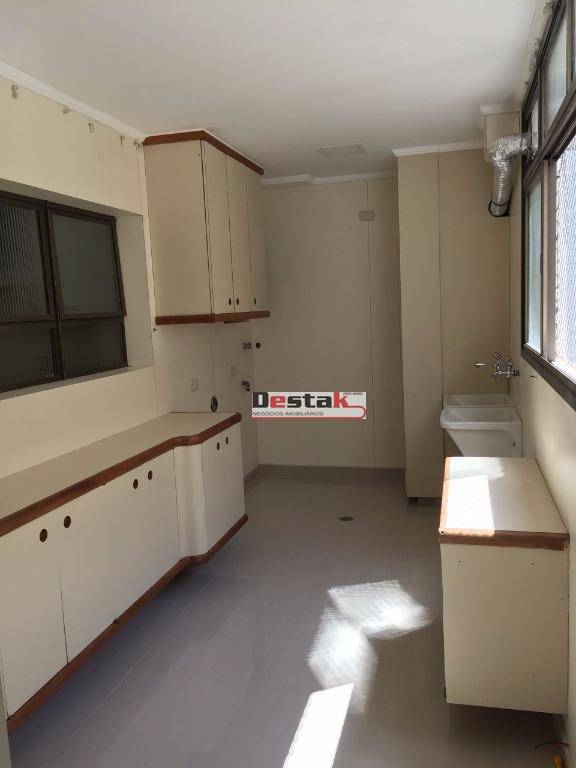 Apartamento com 2 dormitórios à venda, 240 m² por R$ 745.000,00 - Centro - São Bernardo do Campo/SP