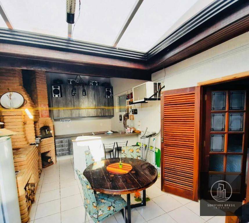 Casa com 3 dormitórios à venda, 106 m² por R$ 330.000,00 - Vila Pedroso - Votorantim/SP
