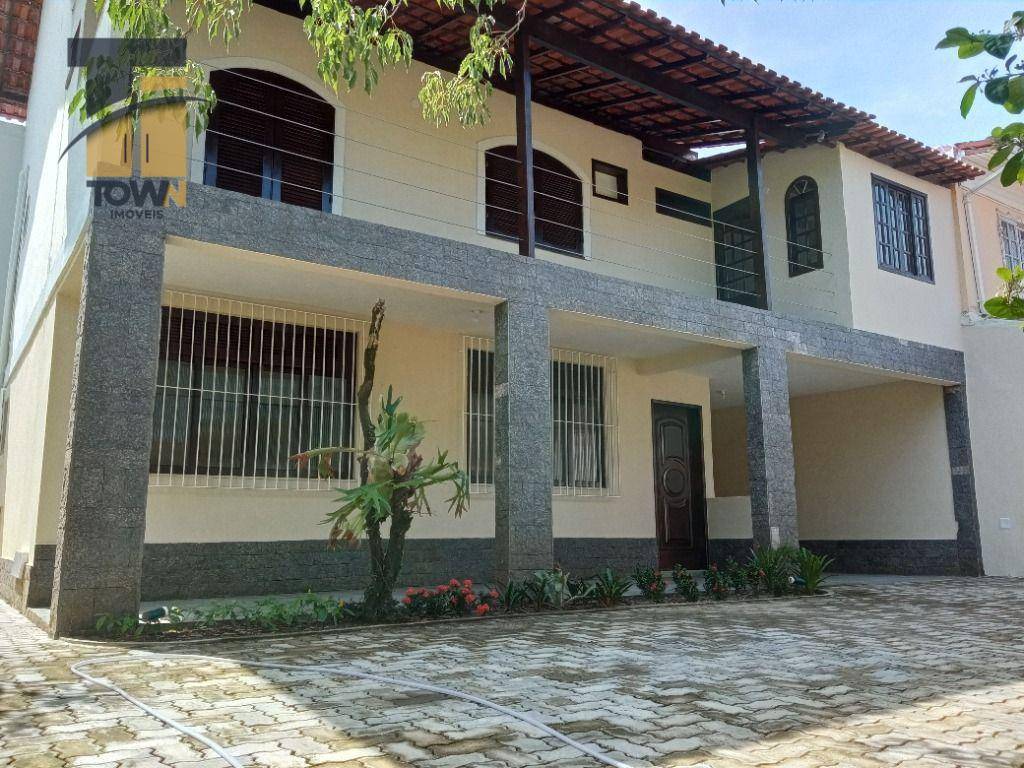 Casa com 6 dormitórios à venda por R$ 945.000,00 - Itaipu - Niterói/RJ