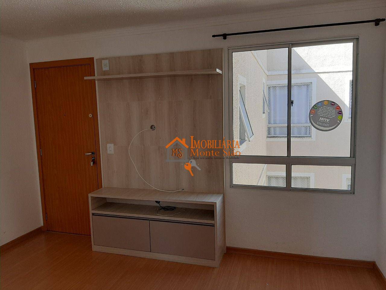 Apartamento com 2 dormitórios para alugar, 44 m² por R$ 1.200,00/mês - Água Chata - Guarulhos/SP