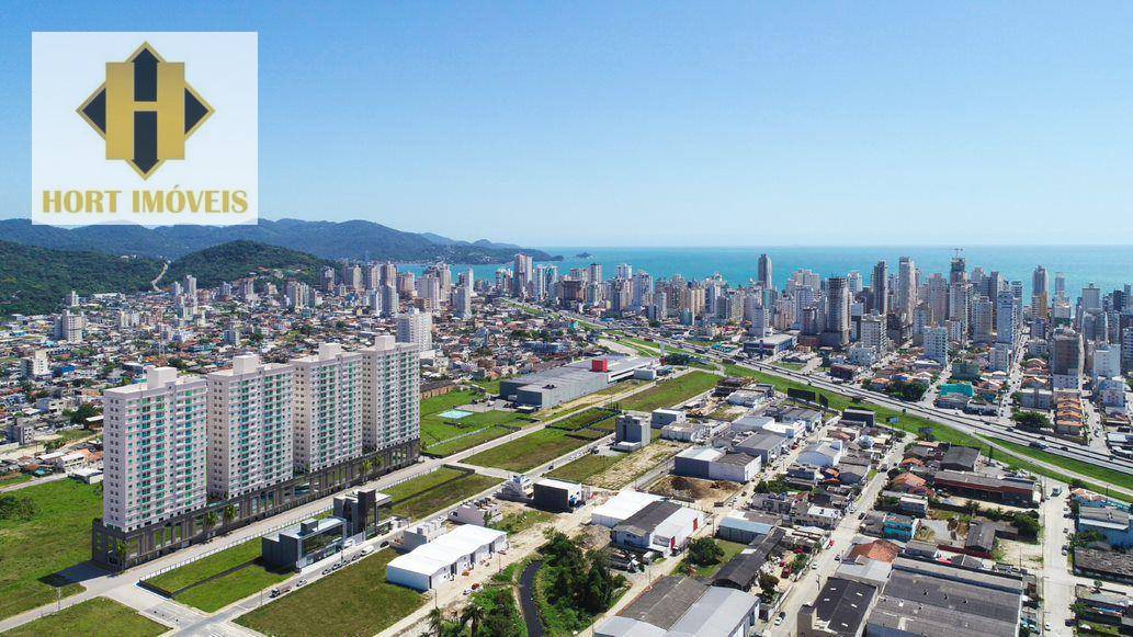 Apartamento com 3 dormitórios à venda, 70 m² por R$ 638.000 - Jardim  Praiamar - Itapema/SC