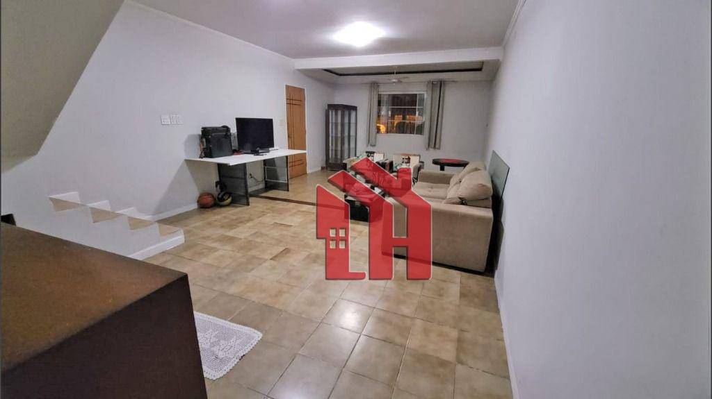 Sobrado com 3 dormitórios à venda, 181 m² por R$ 800.000,00 - Estuário - Santos/SP