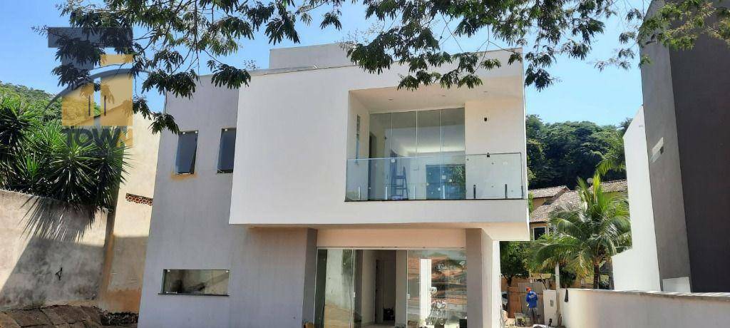 Casa com 3 dormitórios à venda, 114 m² por R$ 790.000,00 - Itaipu - Niterói/RJ