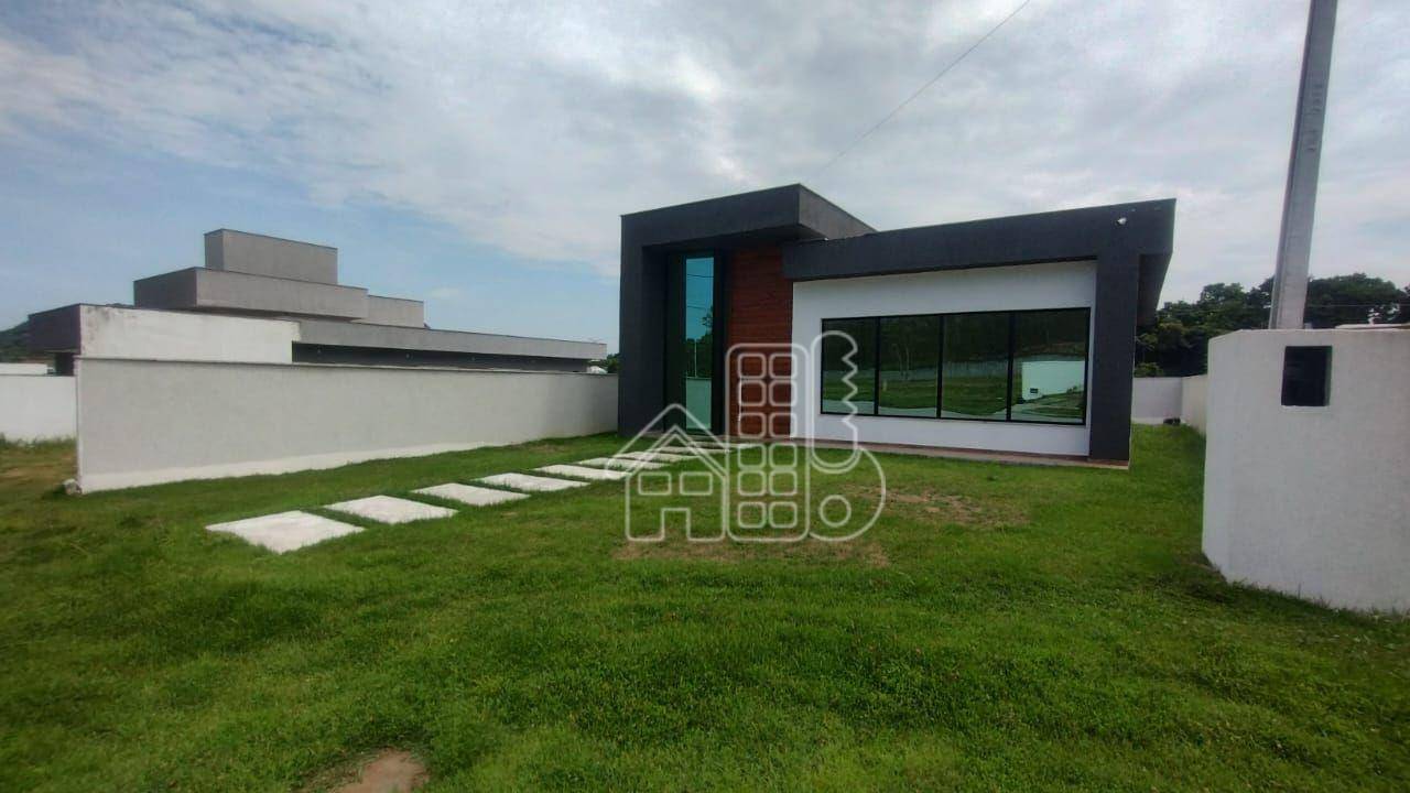 Casa com 4 dormitórios à venda, 128 m² por R$ 725.000,01 - Cajueiros (Itaipuaçu) - Maricá/RJ