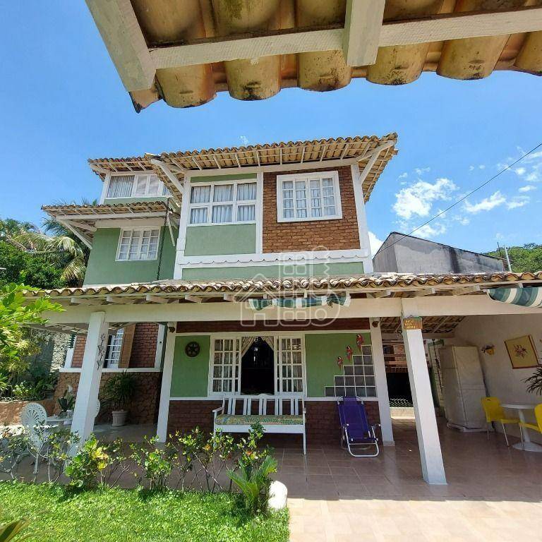Casa com 3 dormitórios à venda, 201 m² por R$ 780.000,00 - Itaipu - Niterói/RJ