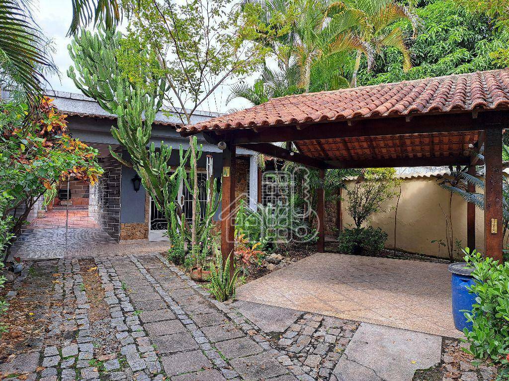 Casa com 2 quartos à venda, 120 m² por R$ 480.000 - Colubande - São Gonçalo/RJ