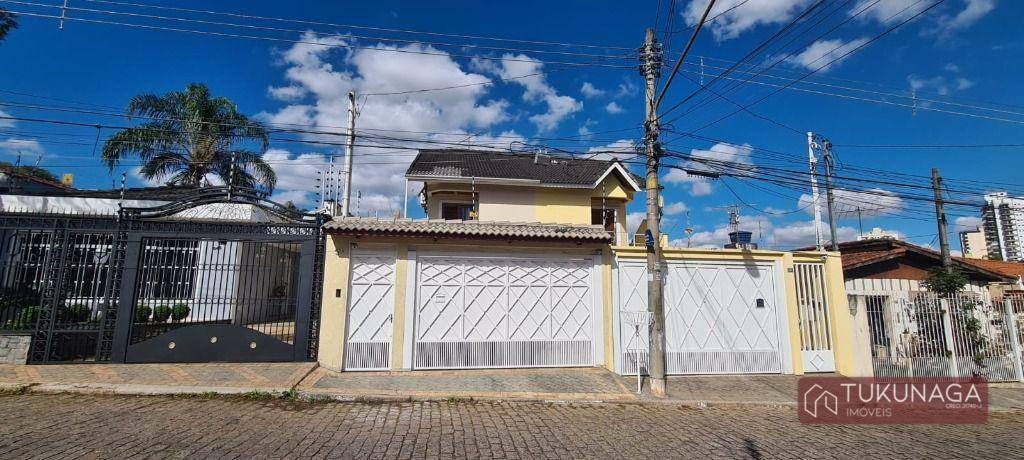 Sobrado com 3 dormitórios à venda, 192 m² por R$ 1.190.000,00 - Vila Galvão - Guarulhos/SP