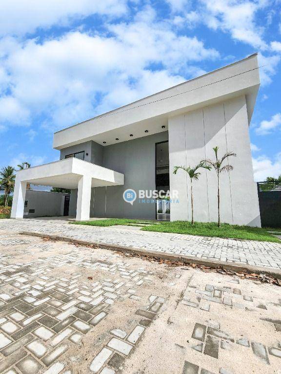 Casa à venda, 302 m² por R$ 1.800.000,00 - Sim - Feira de Santana/BA