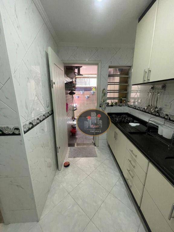 Sobrado com 3 dormitórios à venda, 126 m² por R$ 795.000 - Vila Belmiro - Santos/SP