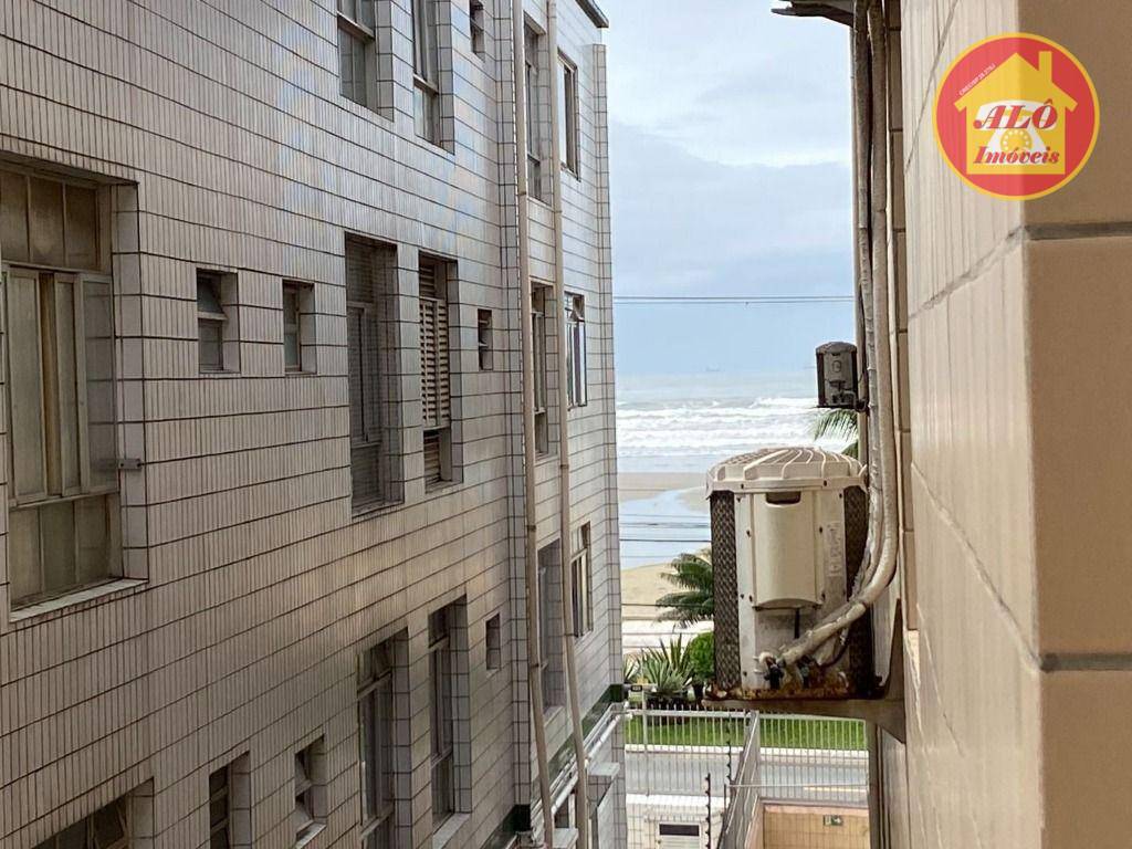Kitnet com 1 quarto à venda, 32 m² por R$ 190.000 - Vila Guilhermina - Praia Grande/SP