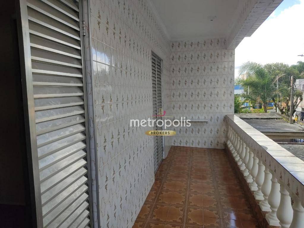 Sobrado com 4 dormitórios para alugar, 170 m² por R$ 4.200,01/mês - Santa Maria - São Caetano do Sul/SP