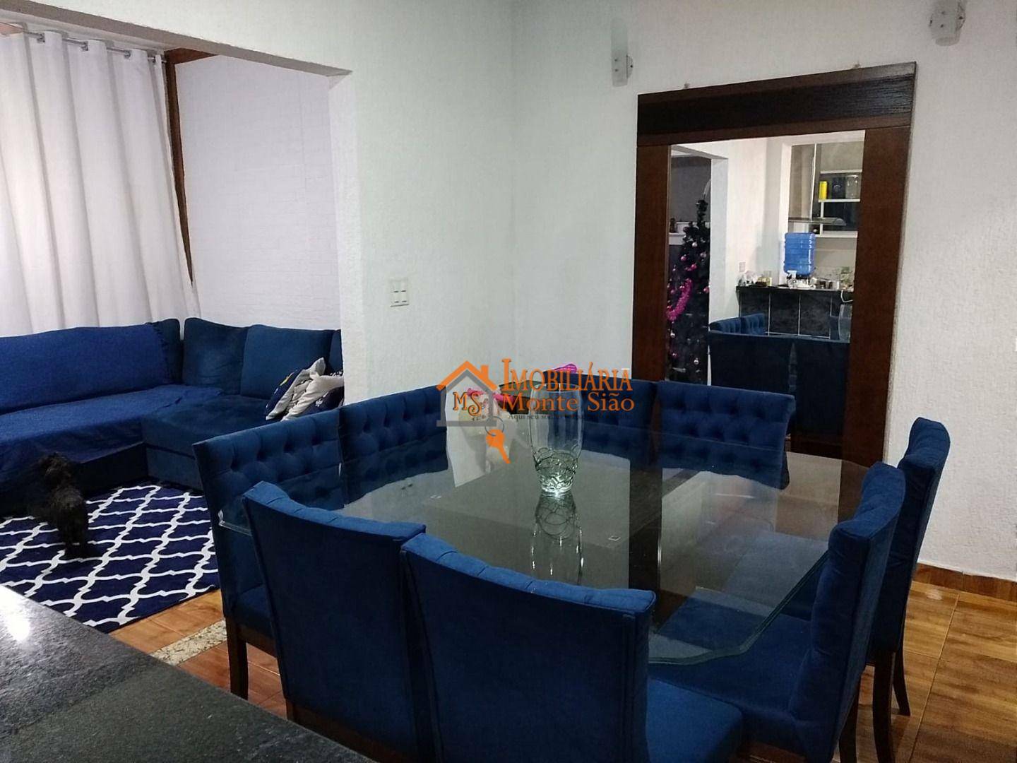 Sobrado com 4 dormitórios à venda, 300 m² por R$ 750.000,00 - Cocaia - Guarulhos/SP