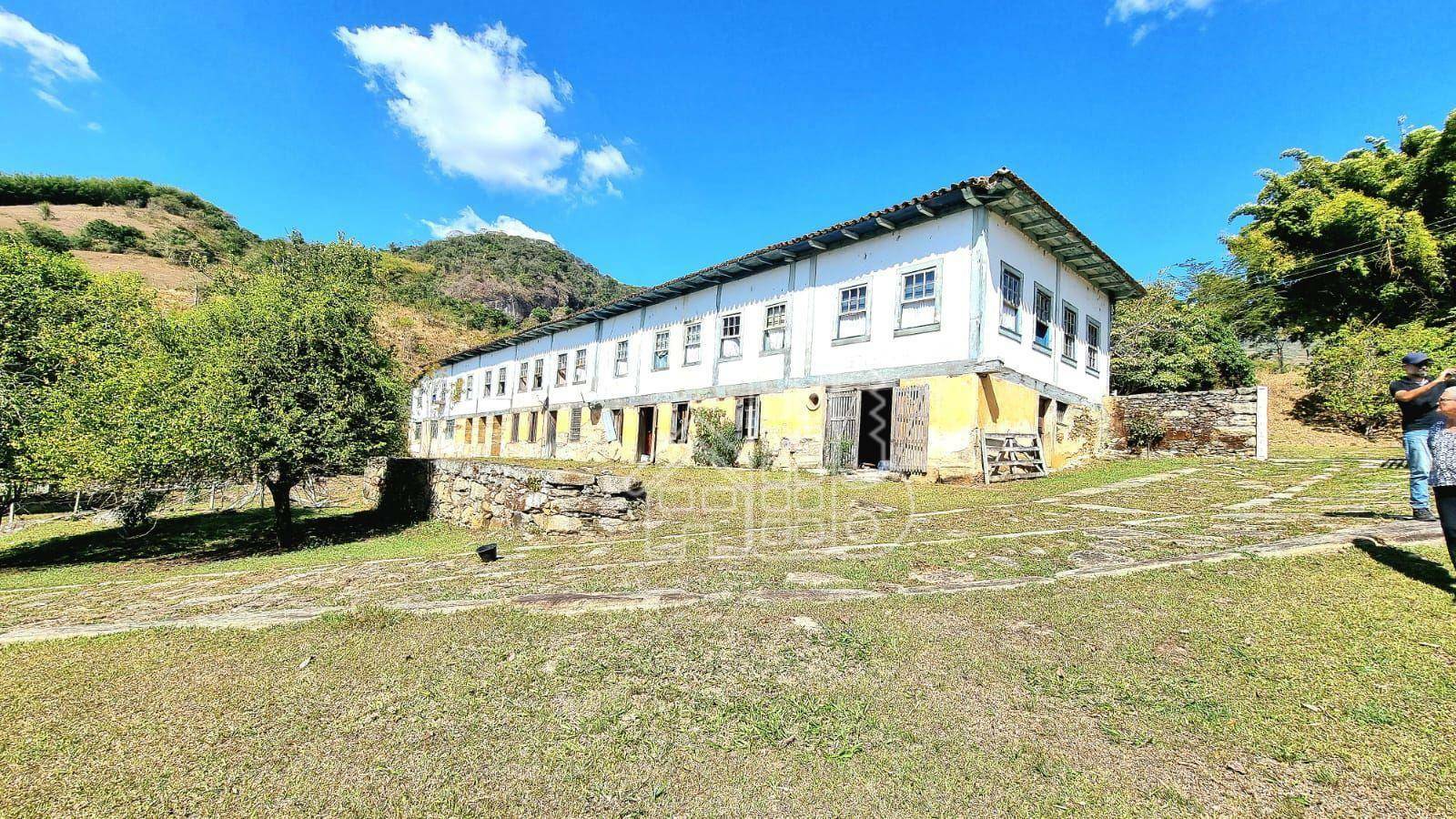 Fazenda com 10 dormitórios à venda, 1288000 m² por R$ 4.400.000,00 - Anta - Sapucaia/RJ