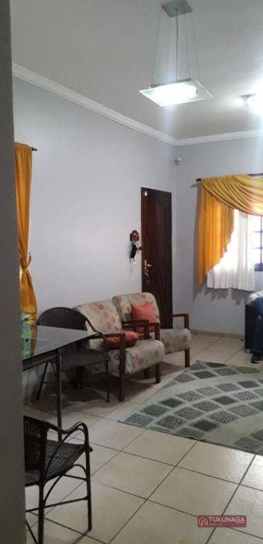 Casa com 3 dormitórios à venda, 100 m² por R$ 630.000,00 - Vila Milton - Guarulhos/SP