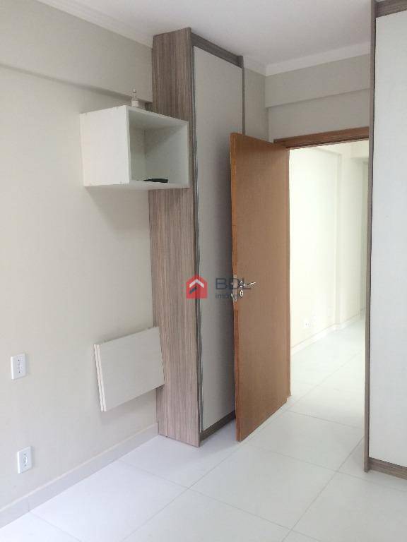 Apartamento residencial à venda, Centro, Campinas - AP0170.