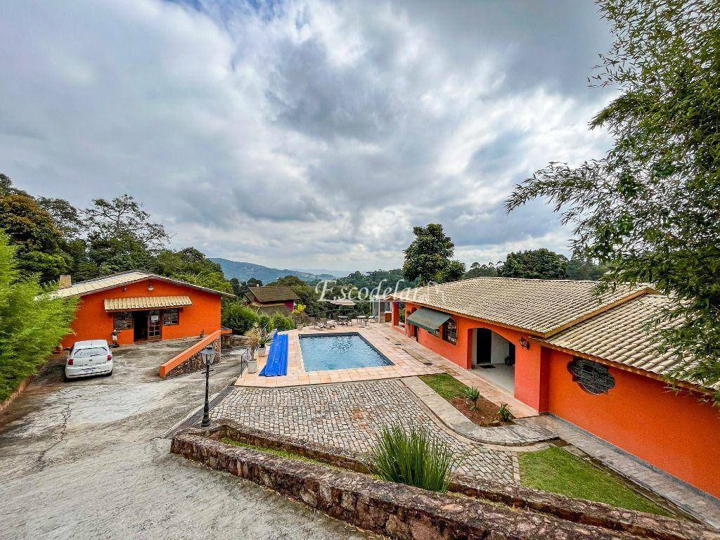 Casa com 3 dormitórios à venda, 654 m² por R$ 2.500.000,00 - Condomínio Alpes da Cantareira - Mairiporã/SP