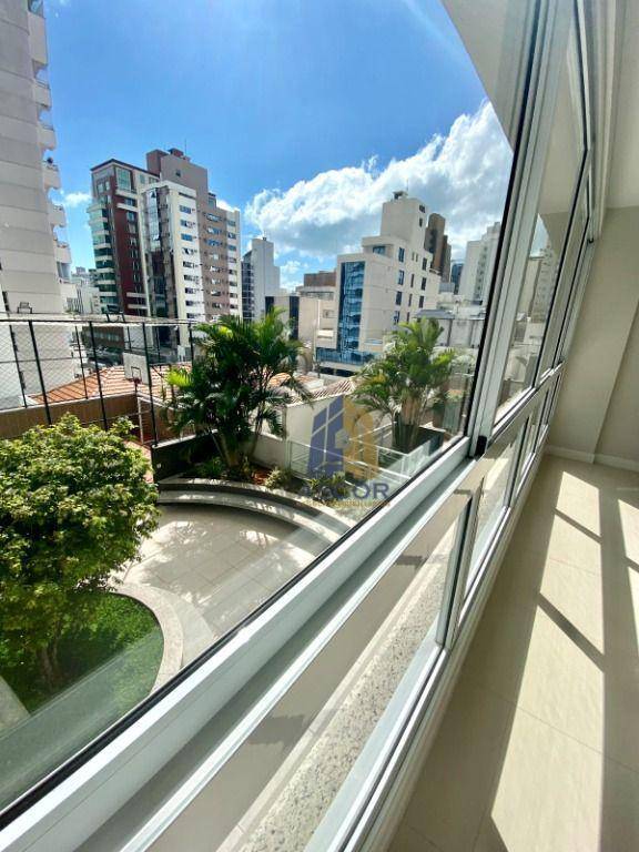 Apartamento à venda, 86 m² por R$ 1.060.000,00 - Centro - Florianópolis/SC