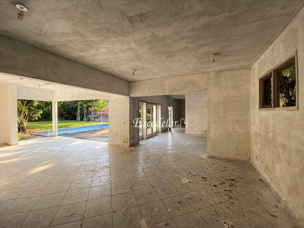 Casa com 5 dormitórios à venda, 740 m² por R$ 2.980.000,00 - Fazendinha - Carapicuíba/SP