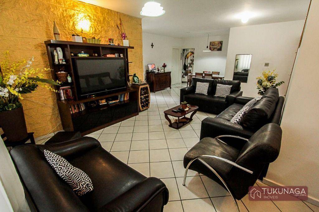 Sobrado com 4 dormitórios à venda, 260 m² por R$ 750.000,00 - Jardim Santa Mena - Guarulhos/SP