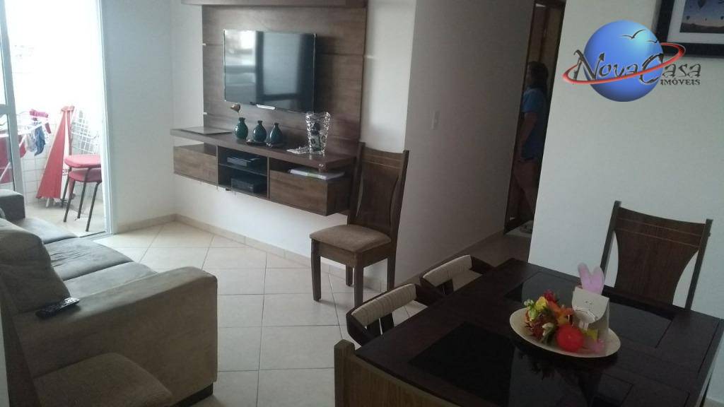 Apartamento com 2 dormitórios à venda, 62 m² por R$ 220.000,00 - Vila Guilhermina - Praia Grande/SP