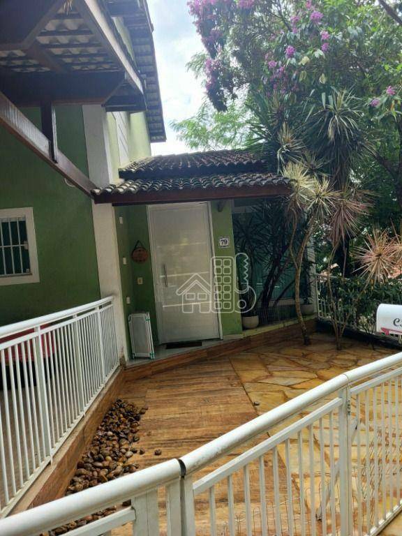 Casa com 4 dormitórios à venda, 300 m² por R$ 700.000,00 - Sape - Niterói/RJ