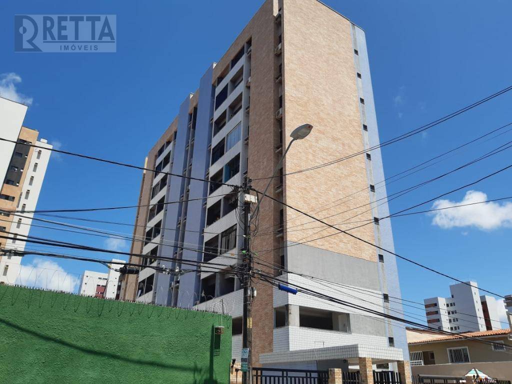 Apartamento com 3 dormitórios para alugar, 58 m² por R$ 2.352,59/mês - Fátima - Fortaleza/CE