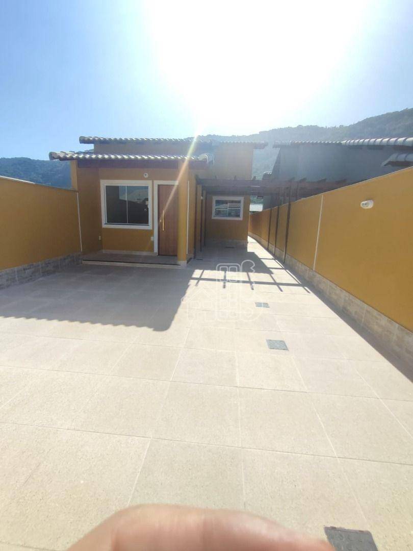 Casa com 2 dormitórios à venda, 84 m² por R$ 440.000,00 - Barroco (Itaipuaçu) - Maricá/RJ